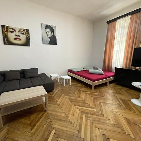Minato Apartments Ostrava Center Exterior photo